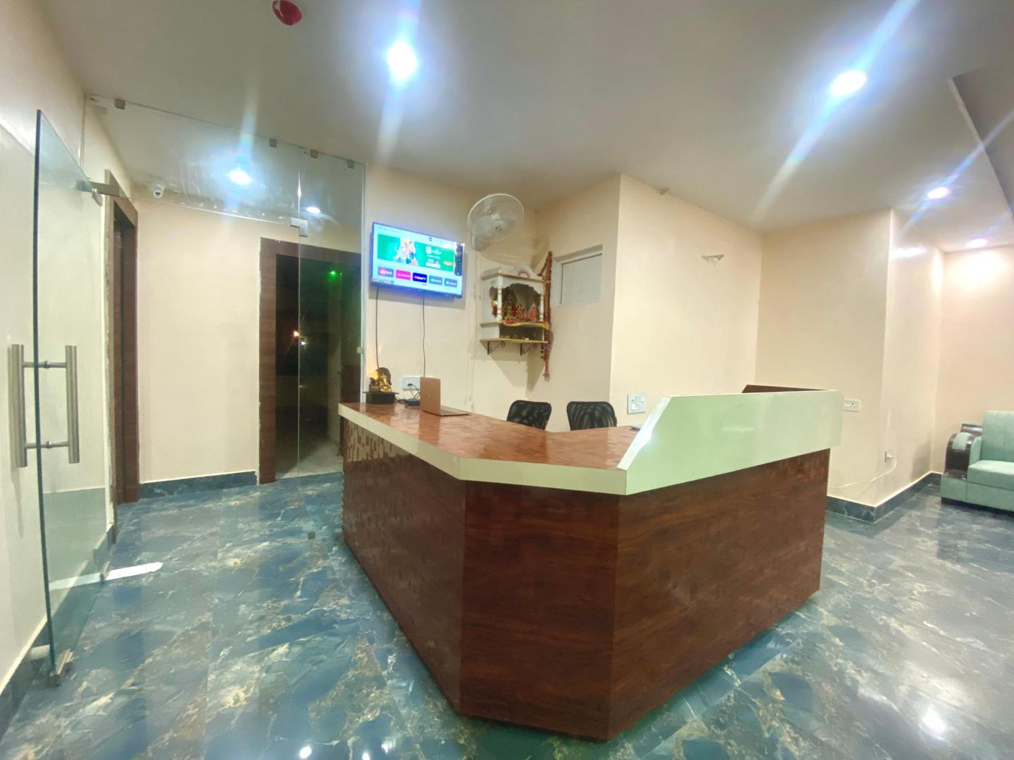 Ramalayam Inn Ayodhya Экстерьер фото